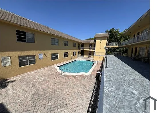 1871 SW 69th Ave #1 — Photo 21