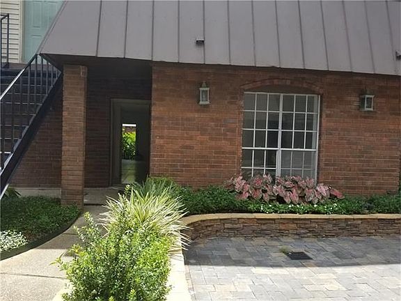 2nd image of 2500 Manson Ave APT 312