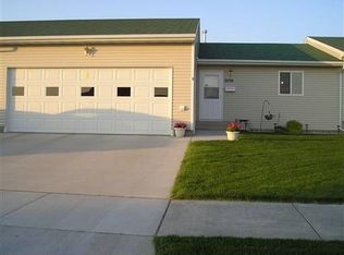 2036 14th St NW, Minot, ND 58703