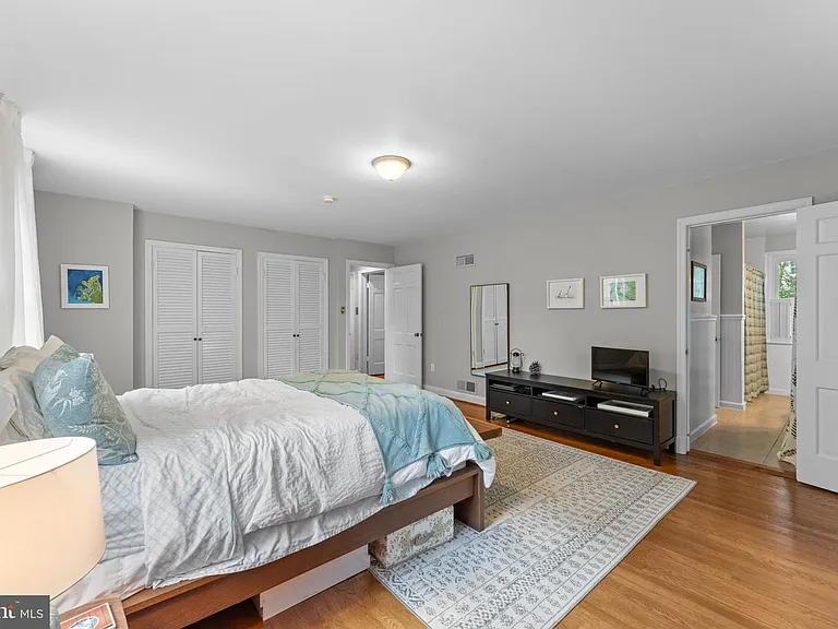 5121 Baltan Rd — Photo 24