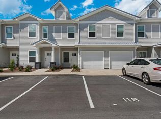 178 Date Palm Ln, Freeport, FL 32439