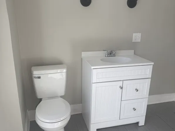 116 Oak St Floor 2, Middleboro, MA 02346