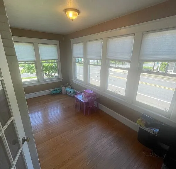 528 Lindbergh Ave — Photo 7