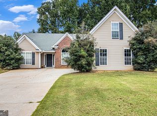 260 Sandstone Dr, Hampton, GA 30228