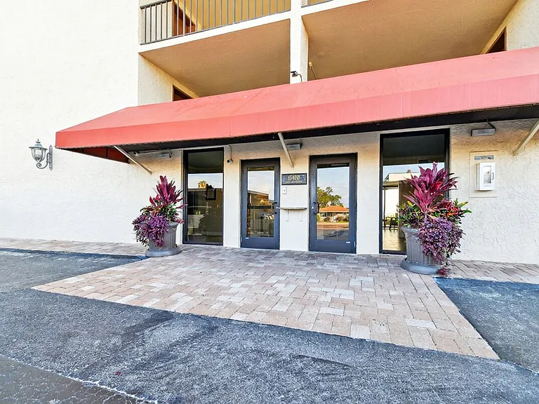 15400 Gulf Blvd #ID1386049P — Photo 42