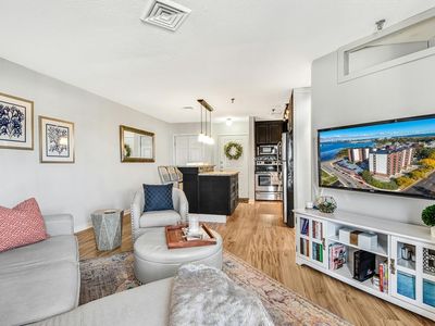 90 Quincy Shore Dr APT 111, Quincy, MA, 02171