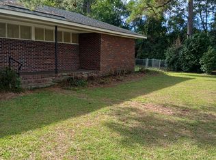 427 Legrande St #B, Manning, SC 29102