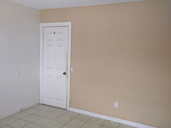 5th image of 11002 Cortez Ave APT B