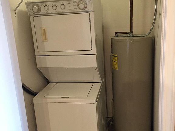 4th image of 2158 W Grand Ave Unit 408