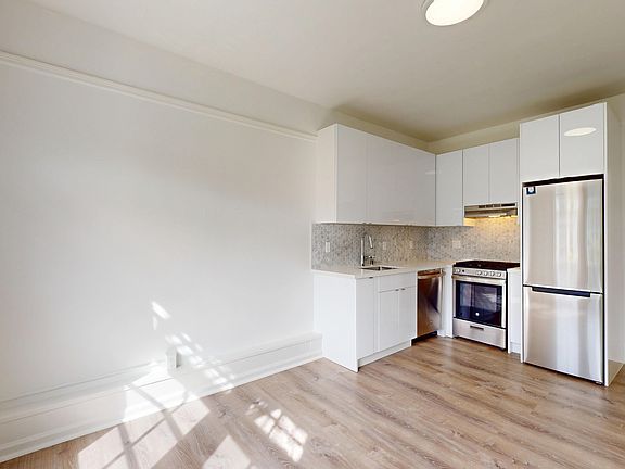 3rd image of 750 14th St #1