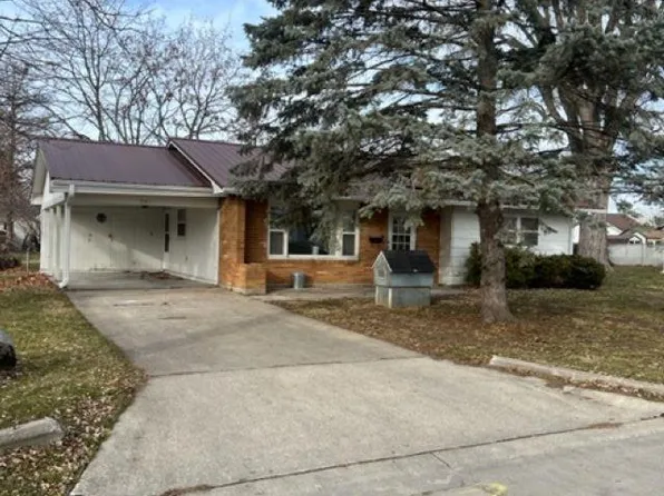 305 N Jay St, Mount Pleasant, IA 52641