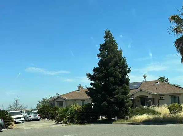 28746 E Buena Vista Ct, Gustine, CA 95322