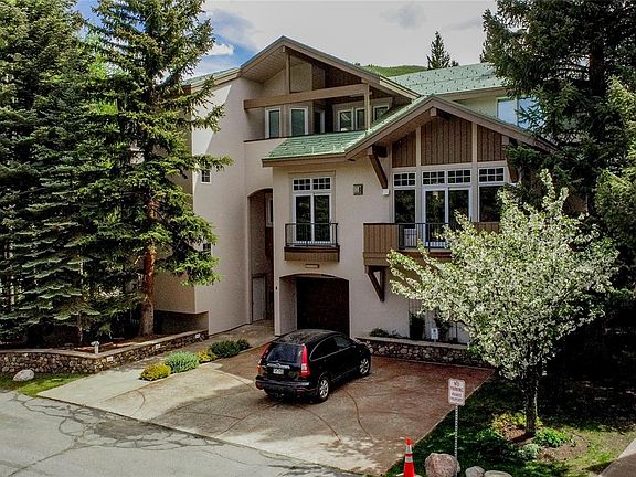 3rd image of 123 Willow Place #1