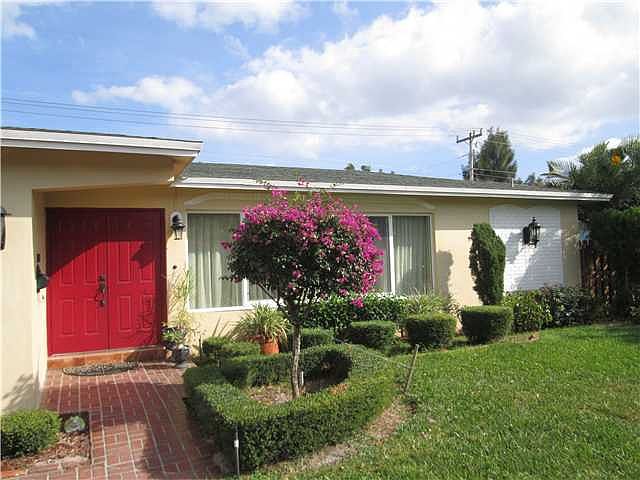 1st image of 721 Lindell Blvd