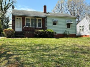 1411 McGuinn Dr, High Point, NC 27262