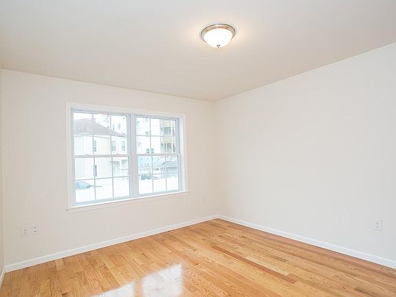 3rd image of 85 Yeamans St #2R