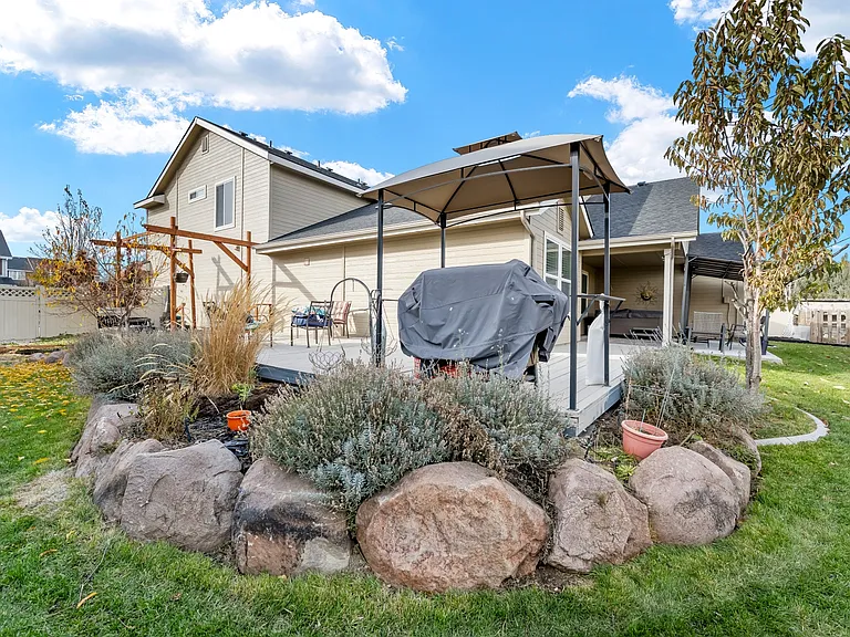 15648 Cumulus Way — Photo 45