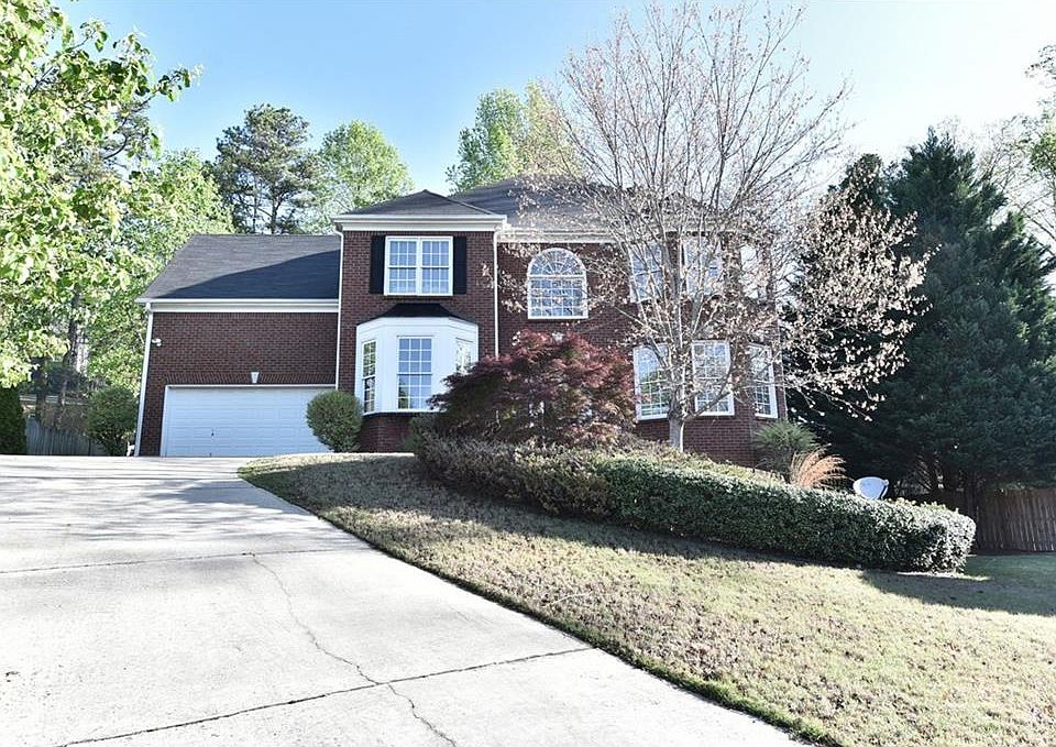 1st image of 936 Richmond Hill Ct