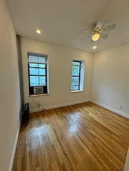 Rented by KNOCKKNOCK LLC