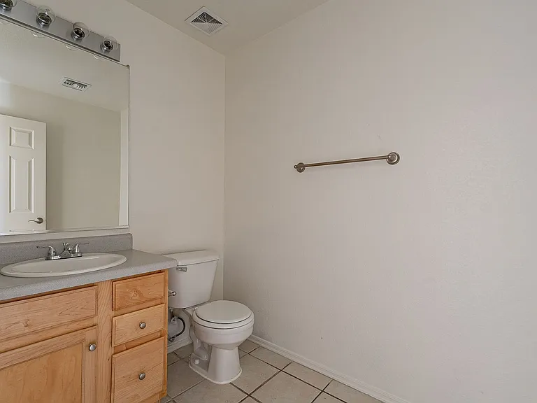 2420 E Gleneagle Dr — Photo 15