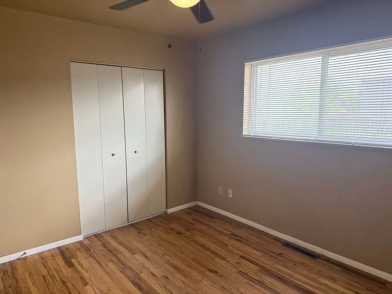 1419 Prado Dr — Photo 10