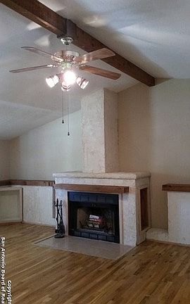 5th image of 419 Sprucewood Ln