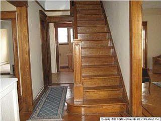 2nd image of 27 Bayview Pl
