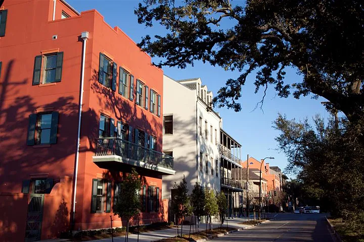 Aloysius Apartments — Photo 21
