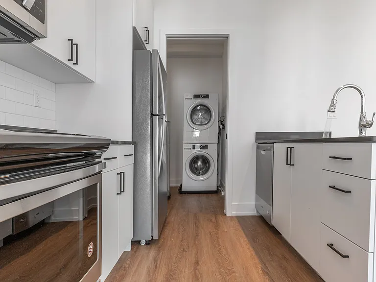 1519 Ridge Ave #503 — Photo 7