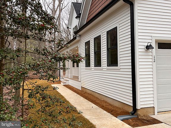 3rd image of 12 Aspenwood Dr