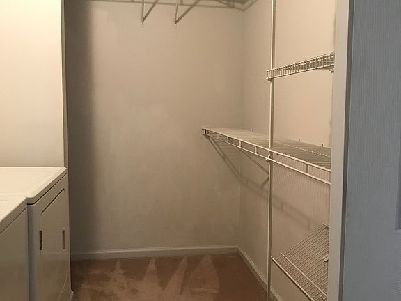 Master closet/laundry room