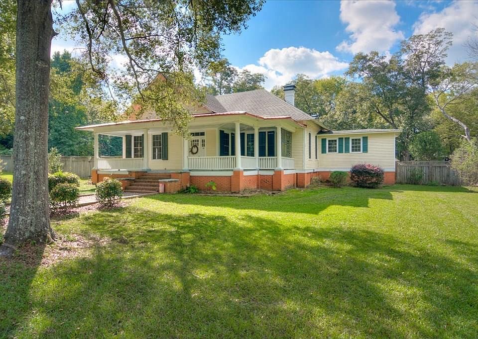 703 St, Edgefield, SC 29824 Zillow