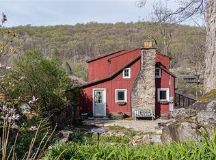 1560 Darlington Rd, Ligonier, PA 15658