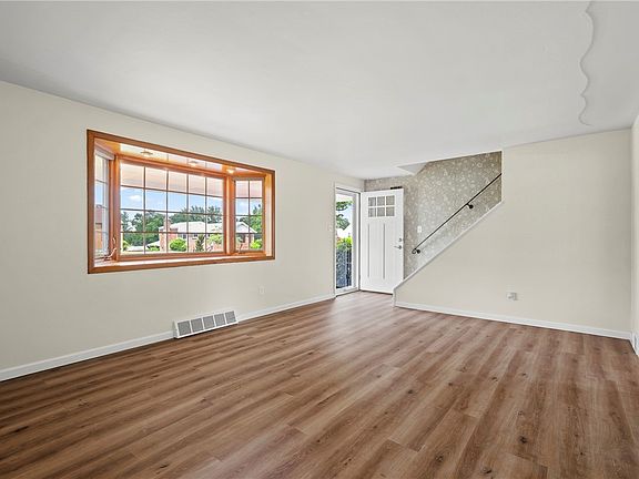 3rd image of 218 Central Ave