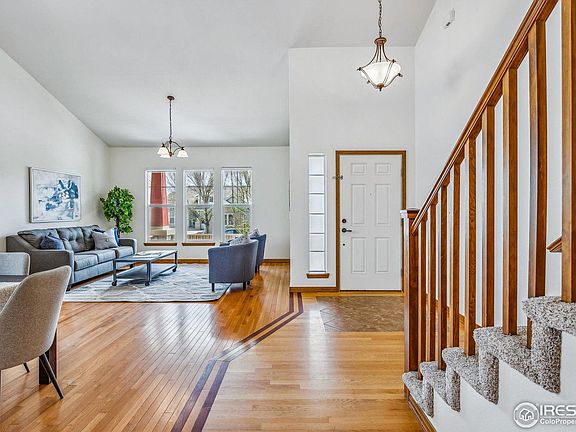 2nd image of 728 Tanager Cir