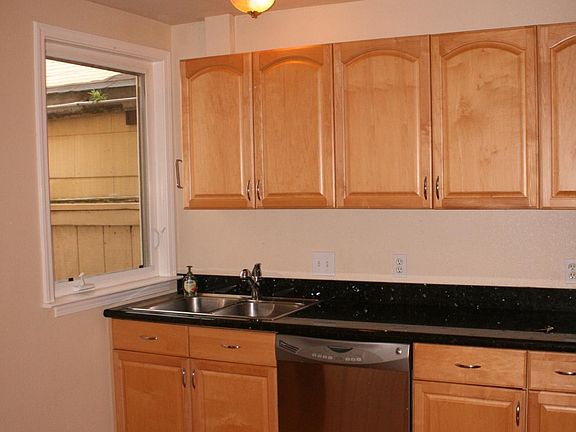 5th image of 1508 Church St