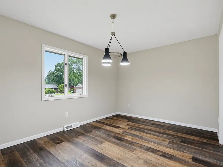 5460 Echodell Ave NW — Photo 6