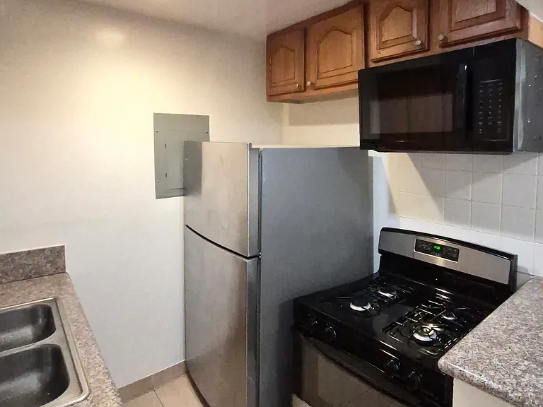 734 Karesh Ave #2-6 — Photo 8
