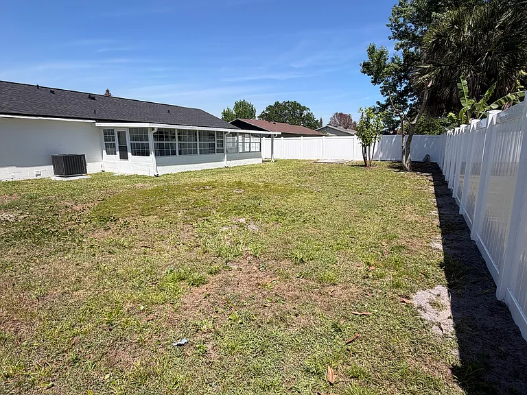 808 Balsamwood Ln — Photo 29