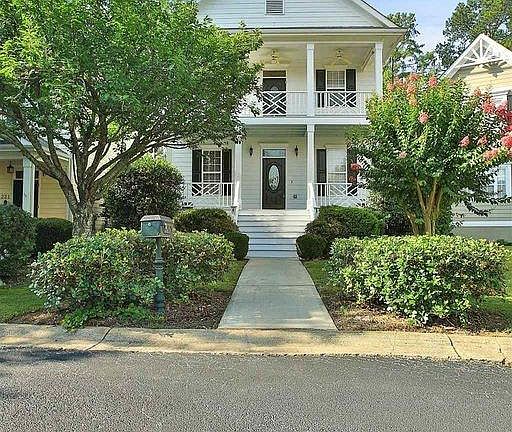 2nd image of 223 Christina Ct