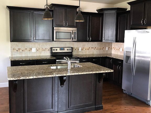 3rd image of 645 Cooper Sq