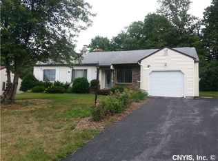 107 Plaxdale Rd, Liverpool, NY 13088