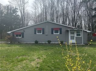 7823 Lakewood Dr, Williamsfield, OH 44093