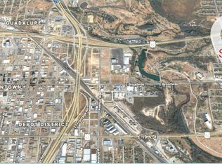 1521 E Broadway, Lubbock, TX 79403