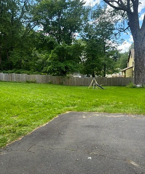 389 Main St — Photo 21