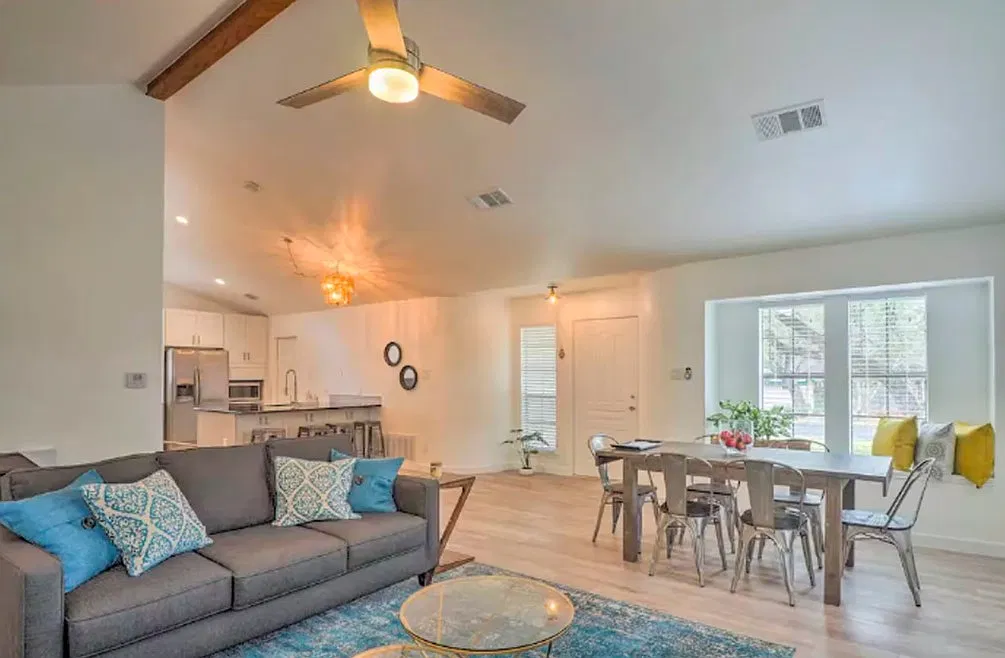 3 bed, 1500 sqft, $3,250 — Photo 2