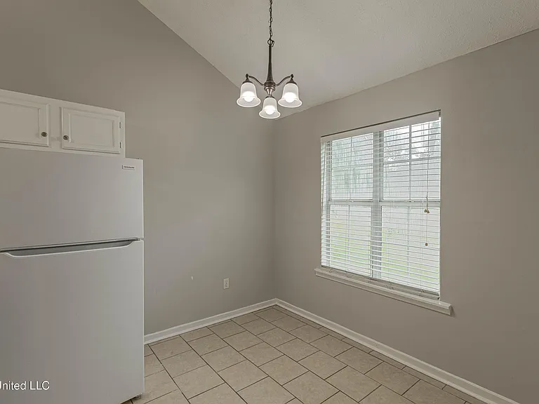 183 Cumberland Rd #B — Photo 9