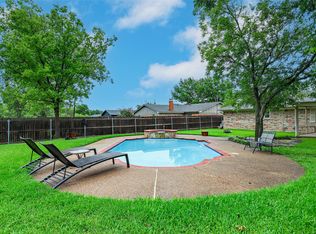 909 Keller Ave, Benbrook, TX 76126