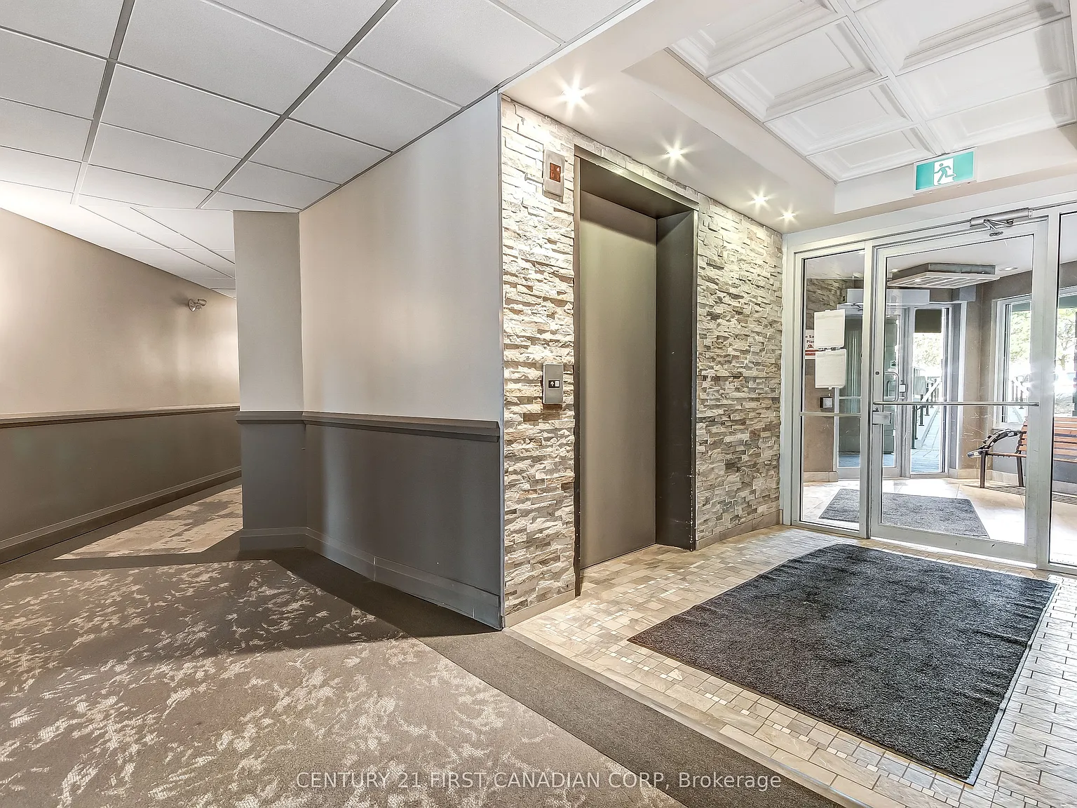 5 Jacksway Cres — Photo 2