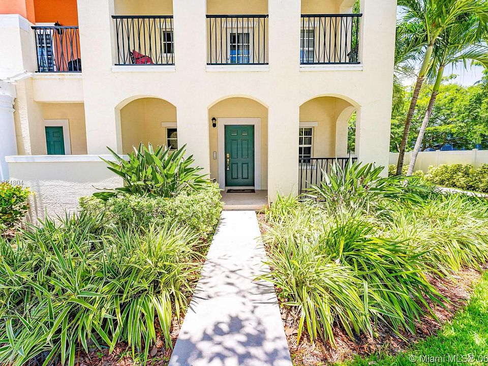 1st image of 610 SW 1st Ave #610